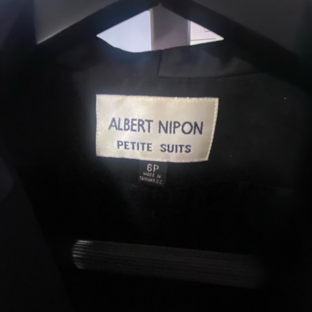 Detailed Albert Nipon Blazer, Black With Beautifu… - image 4